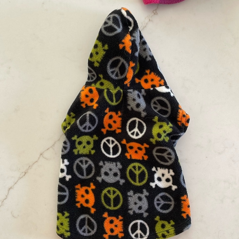 SIMPLYDOG FLEECE HOODIE ONSIE FOR SMALL BREED DOG SIZE XS